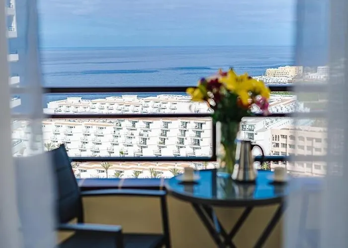 Luxury Sun & Sea View Suite Paraiso